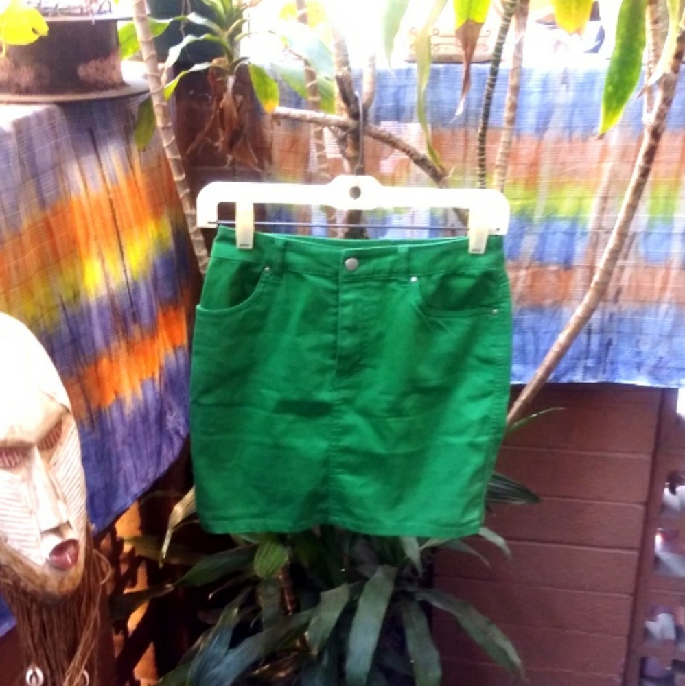 DIVIDCO Mini Skirt